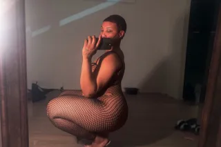 Your fun girl next door experi... - Image 4