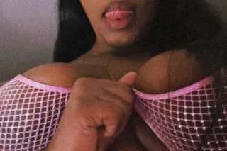 Soft Curves🍑Pretty Face🤩Irresistible 🫧Vibes You’ll Feel😩 I AM AVAILABLE 24/7 - Image 3