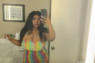 hosting downtown available now🔞+ For Mature Men Only🍌 Available 24/7 Near You. - Image 1