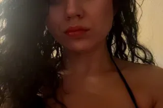 🍭💗😻European SEX Kitten😻 💗🍭 Sweet & Sexy🍭💗💦 Cum get a taste of this waterfall 💦💗 Tastes like CANDY🍭 - Image 8