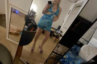 sexy confident, submissive, blonde, waiting to fulfill your fantasy in Portland, Oregon - Image 1