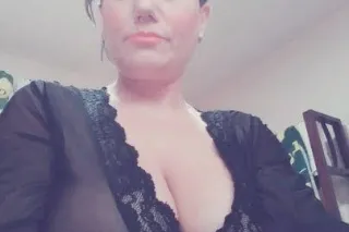 ♥💜♥CAR DATE YOU CUM TO ME 50 CASH✨PARTY FRIENDLY✨INDEPENDENT✨DRAMA FREE✨💜♥💜THICK SEXY CURVES AND BIG TITTIES CUM OVER LET'S PLAY♥💜♥ - Image 2