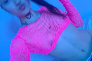 sexy petite asain spinner that loves to cum and please your needs very submissive and fedish friendly - Image 1